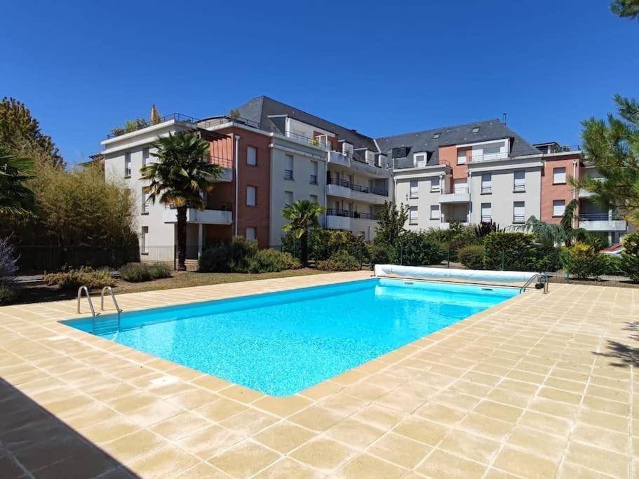 Appartamento Voyage En Touraine Fondettes Esterno foto